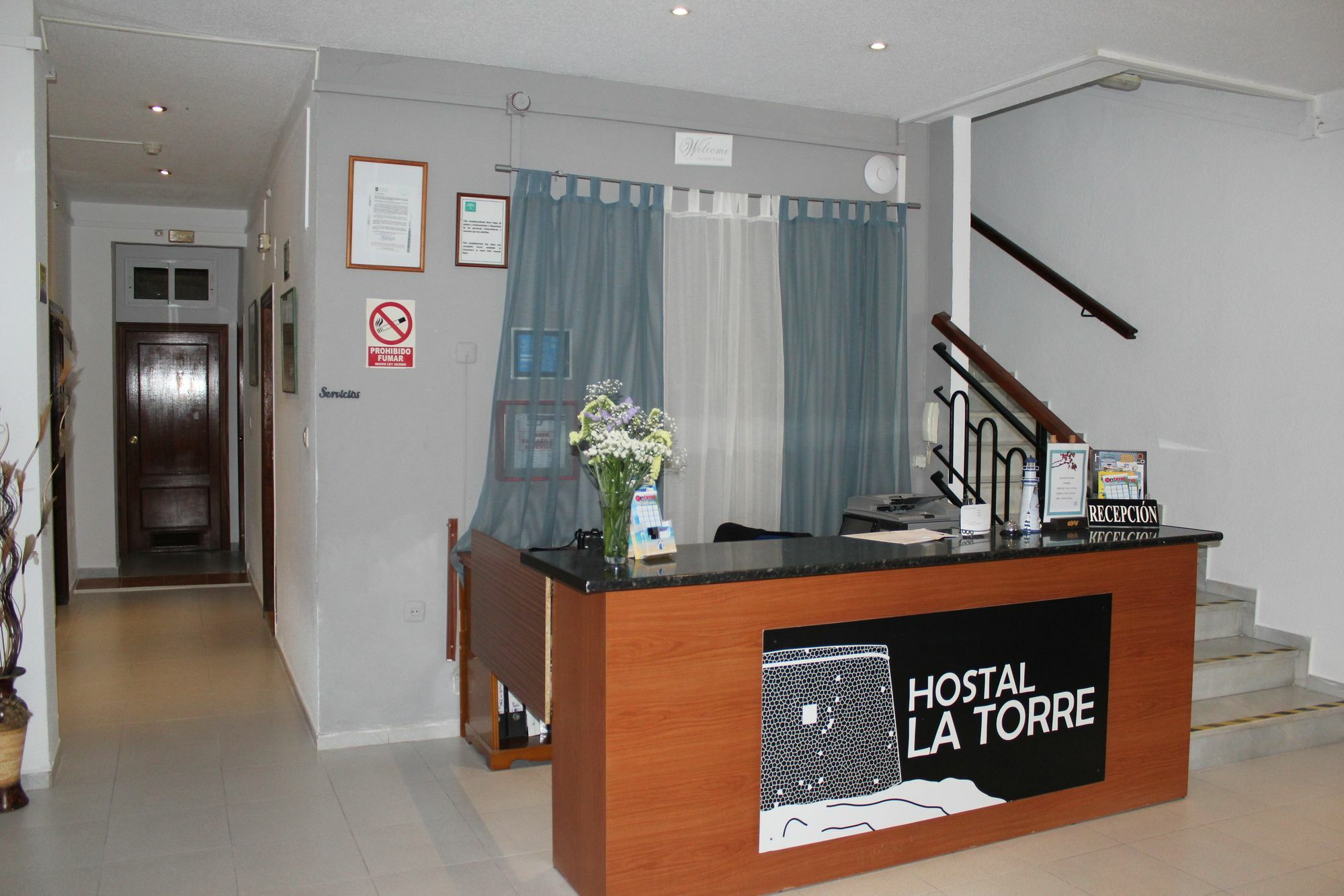 Hostal La Torre Almunecar Exterior photo